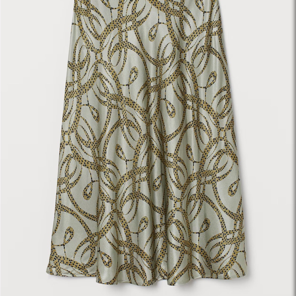 H&M Midi Satin Skirt - Picture 5 of 5